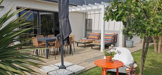 Gîte pour 4 personnes, avec jardin et terrasse à Étel