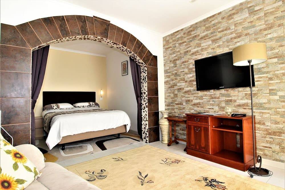 Ganze Wohnung, Modern Studio Wohnung in Funchal in São Gonçalo, Madeira