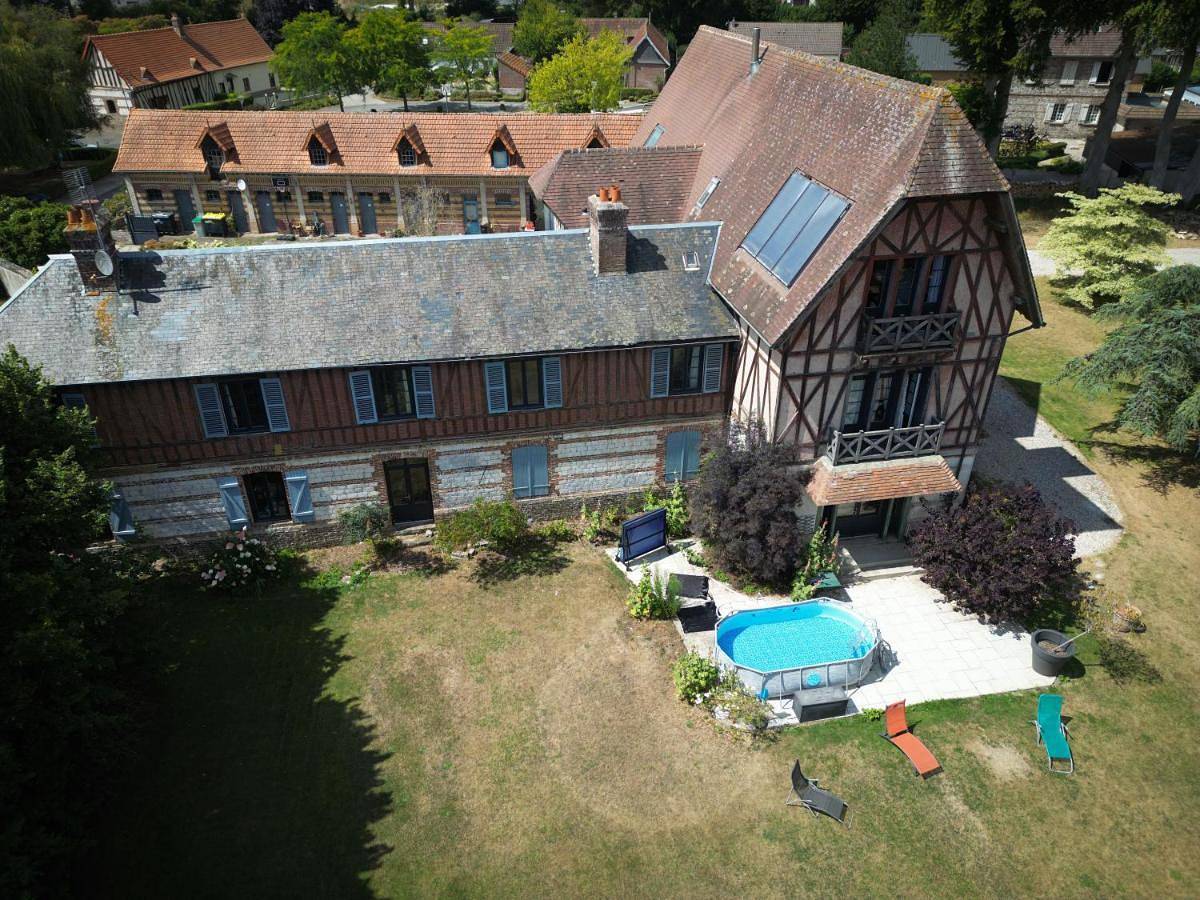 Caux Loc' du Manoir in Graincourt, Derchigny
