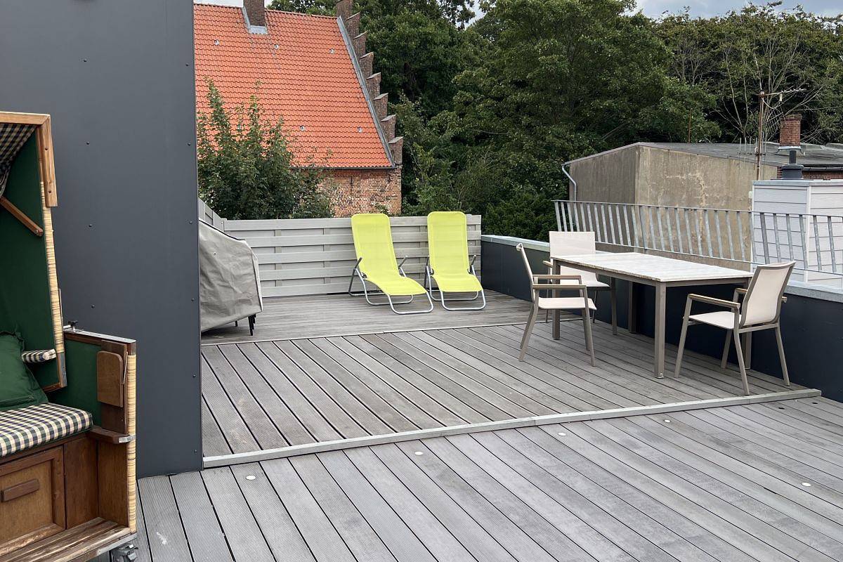 Ganze Ferienwohnung, Ferienwohnungen am Kavaliershaus - Ferienwohnung Midgård - Wohnung 1 in Husum Hafen, Husum