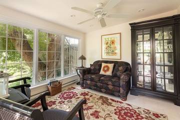 Glamping for 7 Guests in Niagara-on-the-Lake, Niagara falls, Picture 4