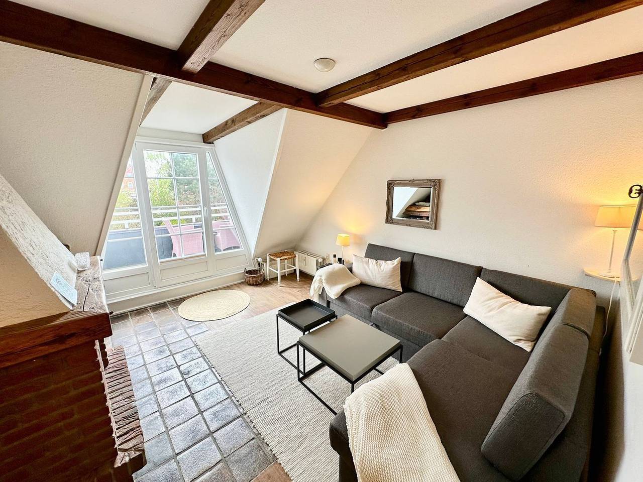 Ganze Wohnung, Modernes Apartment mit Balkon, Gartenblick und Strandnähe in Wenningstedt in Wenningstedt, Sylt