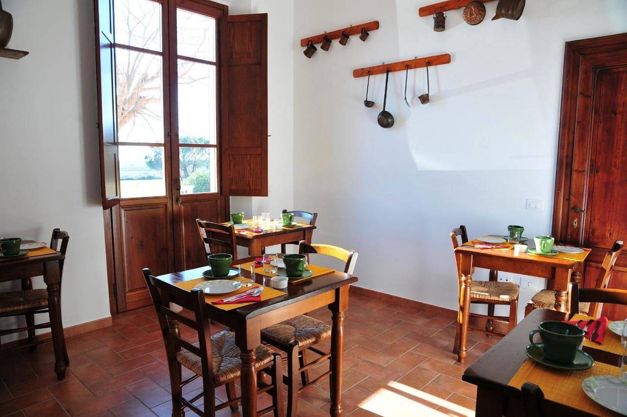 Double Room with Private Bathroom in Campiglia Marittima, Etruskische kust