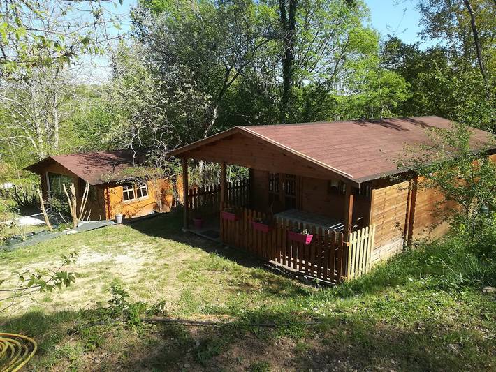 Gîte pour 6 personnes, avec piscine et sauna ainsi que jacuzzi et terrasse, animaux acceptés à Mayrac