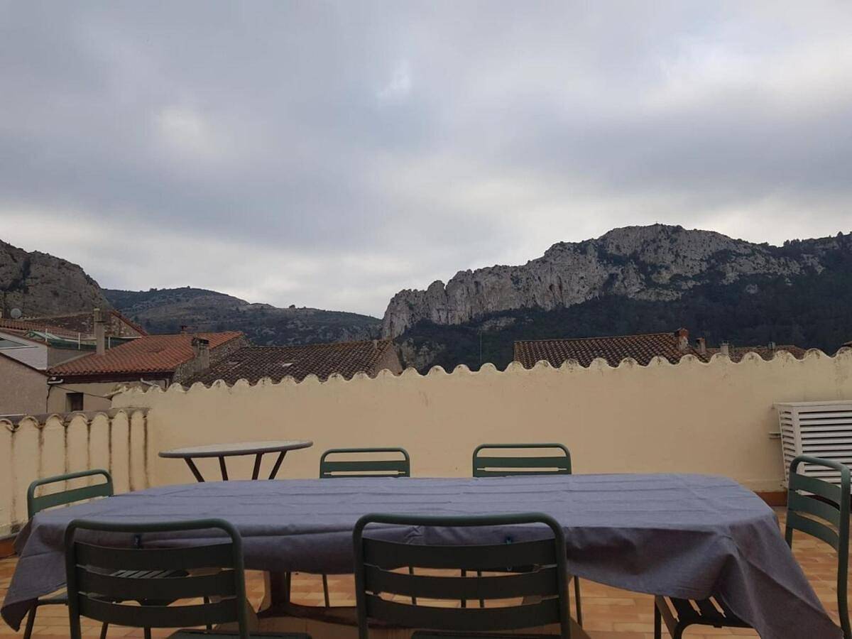 Ganze Wohnung, Gîtes Pierre Pelou Tautavel in Tautavel, Mittelmeerküste (Frankreich)