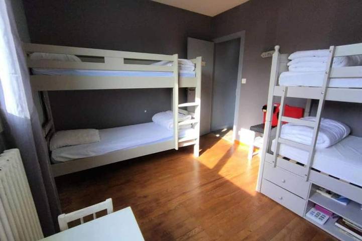 Maison Bord De Mer 3 Chambres Avec Jardin Et Cuisine Exterieure in Les Sables-d'Olonne, Vendée
