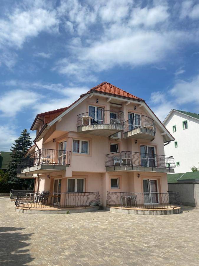 Ferienwohnung für 16 Personen, mit Terrasse - 1