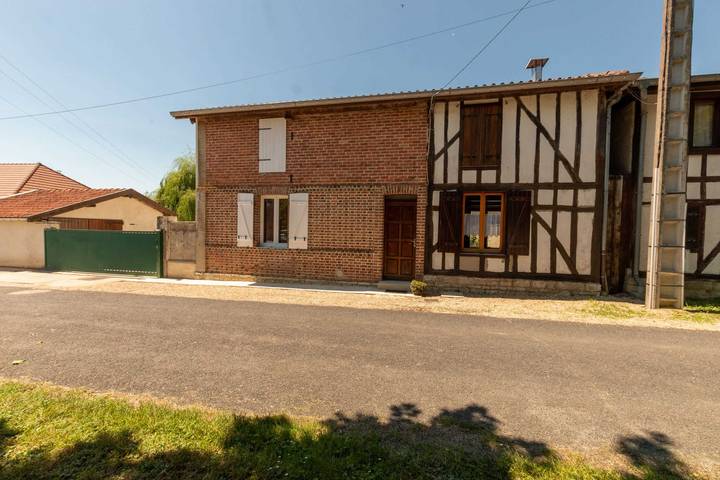 Gîte pour 3 personnes, avec Terrasse et Jardin
