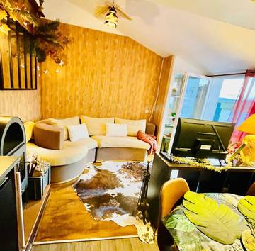 Location de vacances pour 6 personnes, avec terrasse à Vieille-Brioude