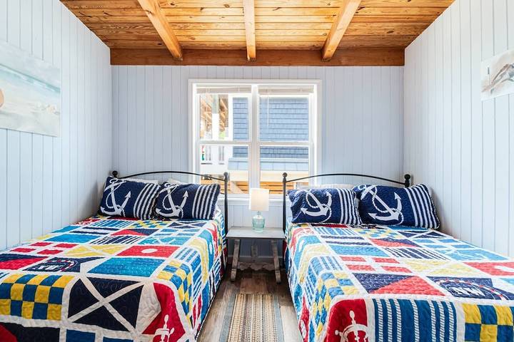 Vacation house for 8 people, with balcony, with pets in Oak Island (NC)