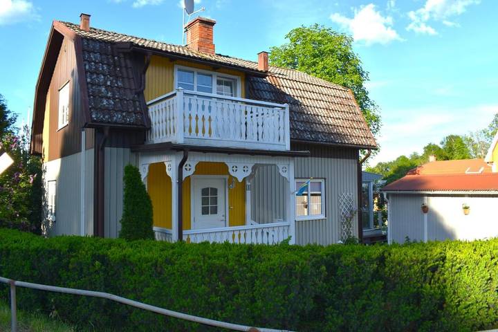 Ferienhaus für 5 Personen, mit Balkon und Terrasse sowie Garten in Vena