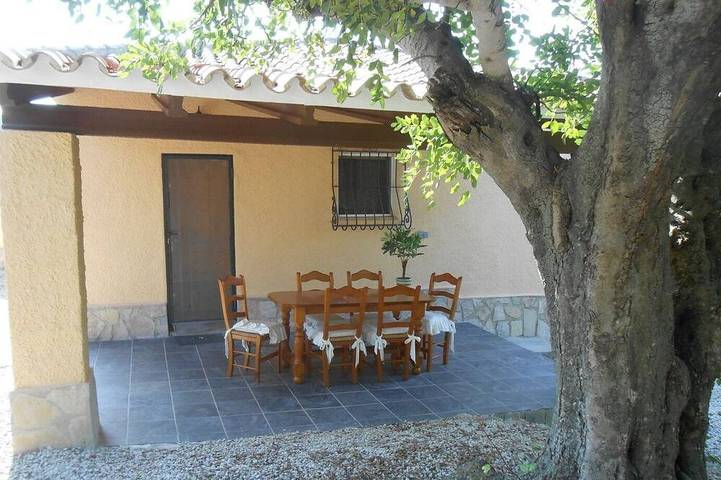 Villa pour 6 personnes, avec sauna et piscine ainsi que jacuzzi et jardin - 1