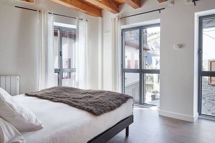 Gîte pour 6 personnes dans Arties - 3
