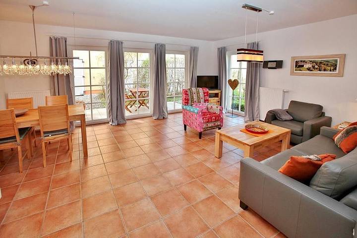 Ferienwohnung für 4 Personen, mit Terrasse in Kühlungsborn - 2