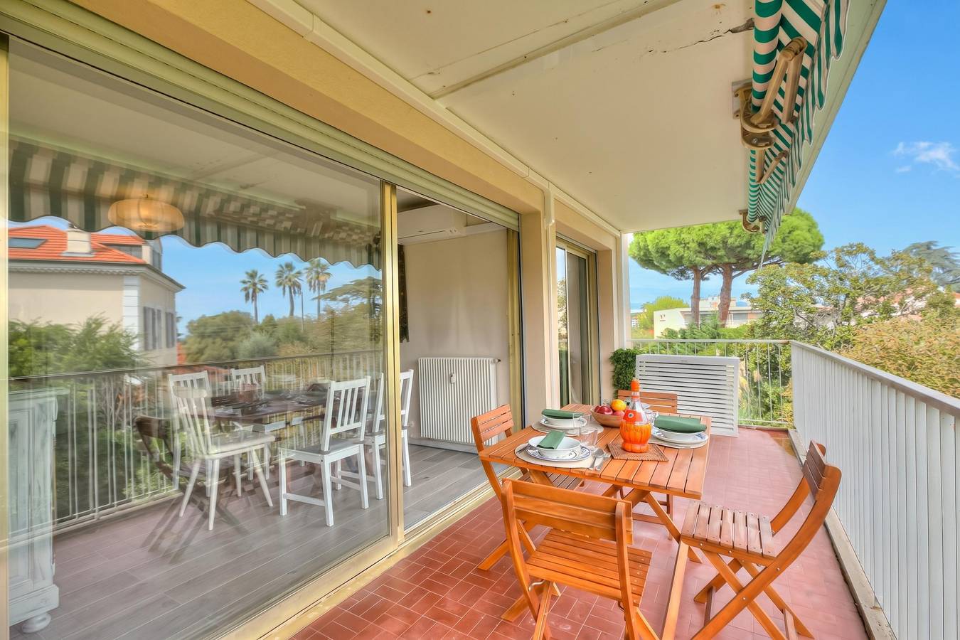 Appartement entier, L'Ermitage - Apartment with Terrace in Antibes, Côte méditerranéenne (France)
