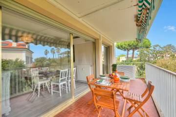 Appartement De Vacances pour 6 Personnes dans Antibes, Région de Cannes, Photo 1