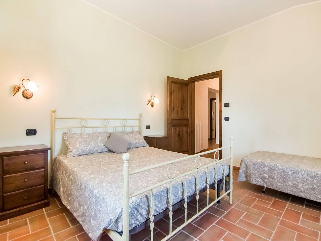 Villa in Tavoleto mit Pool in Tavoleto, Pesaro-Urbino