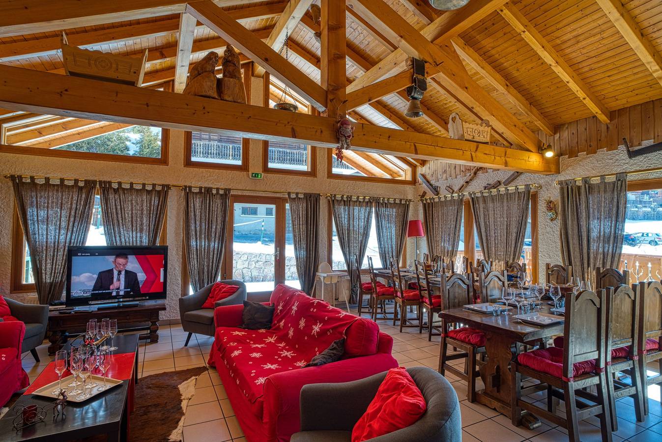 Chalet « La Savoyarde » : vue montagne, jardin privé et Wi-Fi in Chatel, Les Portes du Soleil