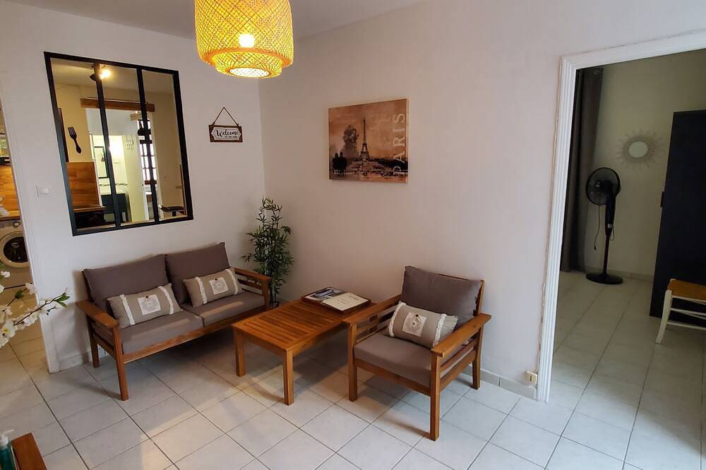 Geheel appartement, Apartment in the historic center of Ruoms in Ruoms, Ardèche