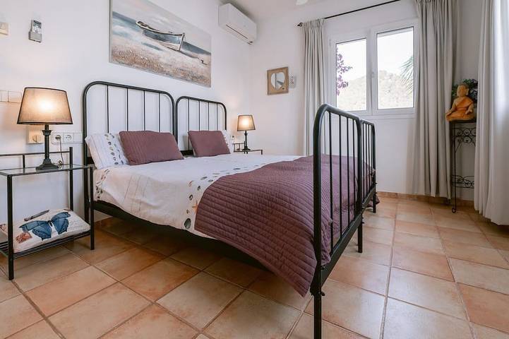 Villa in Cala Llonga nahe Strand & Hafen in Cala Llonga, Santa Eulària des Riu