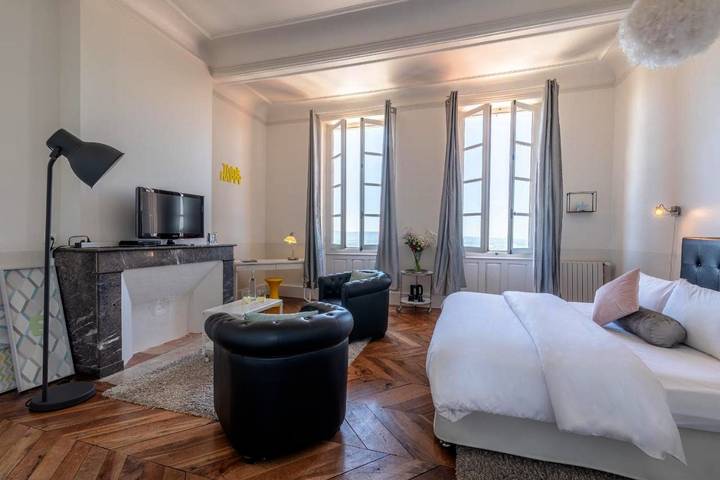 Hôtel pour 2 personnes, avec jardin et piscine à Puylaurens - 2