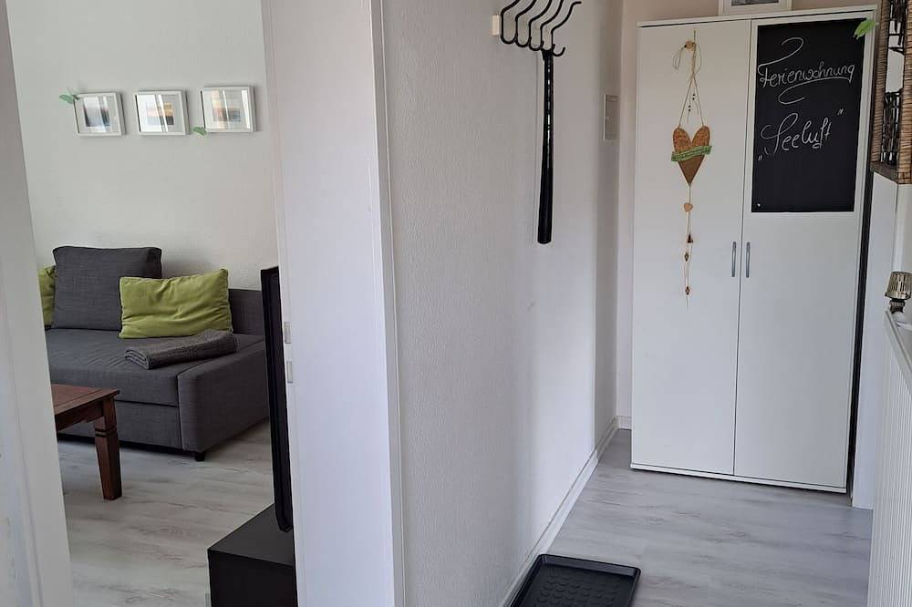 Ganze Wohnung, Modern eingerichtete Ferienwohnung mit Charme. in Geestland, Cuxland