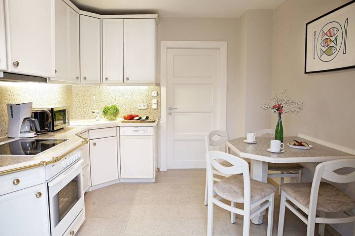 Ferienhaus für 4 Personen, mit Terrasse und Sauna sowie Garten in Ulsnis - 3