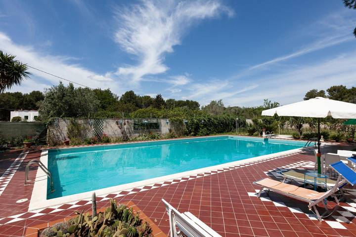 Villa pour 8 personnes, avec piscine, adapté aux familles à Oria