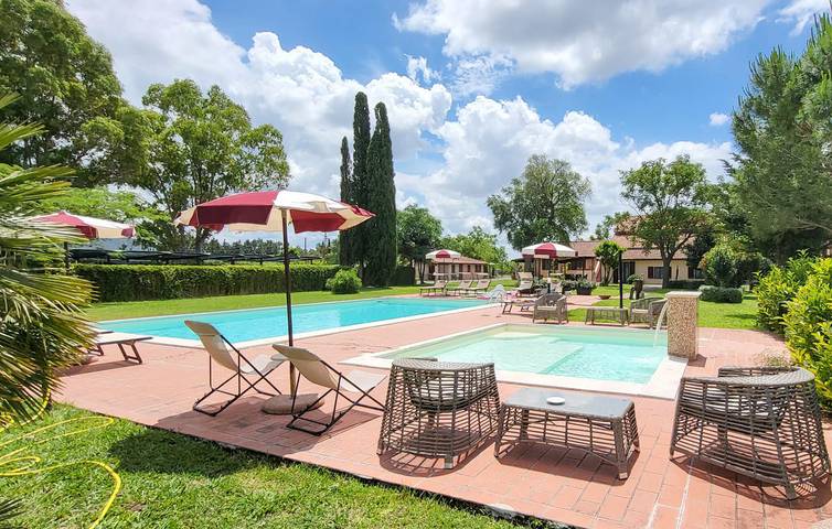 Oasis tropical con piscina, WiFi y aparcamiento in Grosseto, Provincia de Grosseto