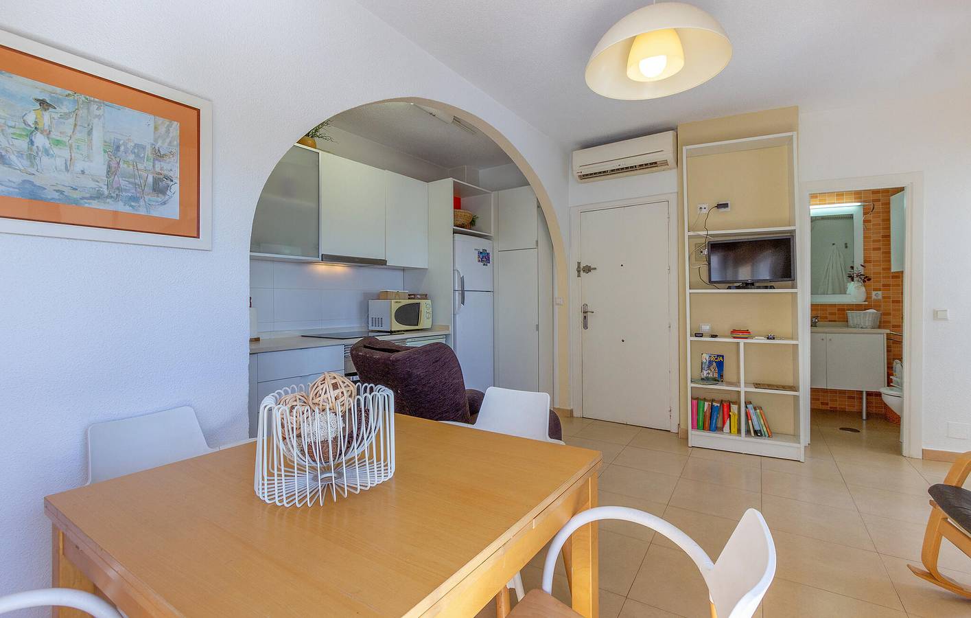 Apartamento vacacional entero, Retiro junto a la playa con aire acondicionado, terraza y WiFi in San Pedro del Pinatar, Costa Cálida