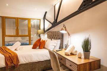 Apartment for 2 People in Huddersfield, West Yorkshire, Photo 3