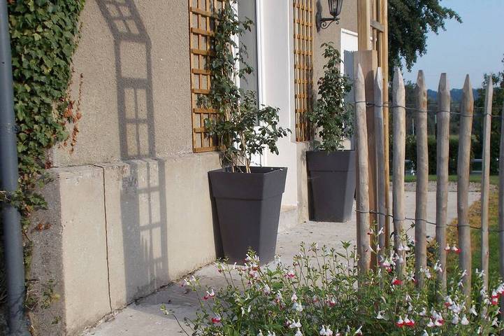 Location de vacances pour 21 personnes, avec jardin à Belle-et-Houllefort