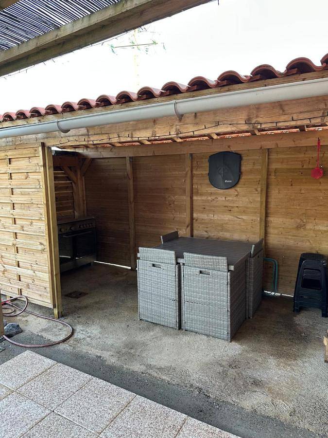 Location de vacances pour 5 personnes, avec terrasse ainsi que jardin et jacuzzi à Maubourguet - 2
