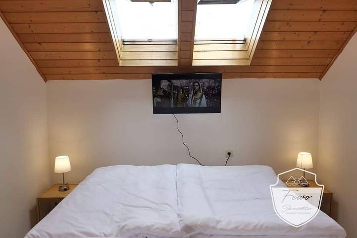 Ganze Wohnung, Fewo Schönwetter - Oben in Weßling, Landkreis Starnberg