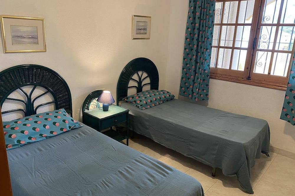 Ganze Wohnung, Ground Floor Apartment with 20m private, enclosed key-access-only pool in front in Mar Menor, Costa Cálida