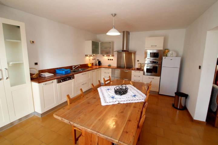 Gemütliche Gite mit Garten, 1km zum Strand & Stadtzentrum in Eygliers, Nationalpark Écrins