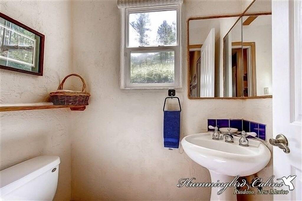 Wild Horse Lodge: \"Tolles Interieur und Platz für alle!\" Mit Whirlpool. in Alto, Lincoln County (NM)