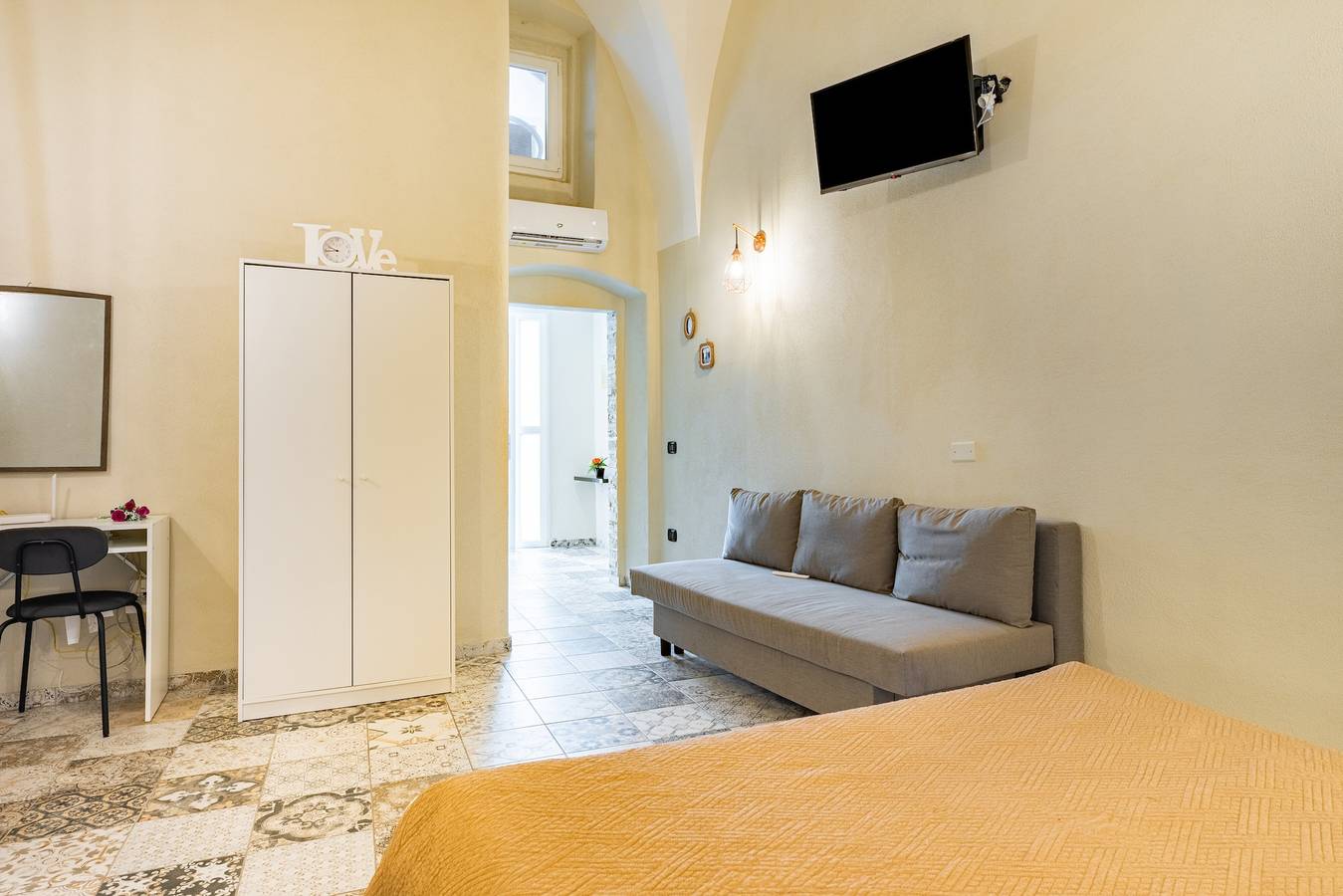 Casa vacanze 'Sg Apartment Grand Luxury' con giardino in comune, Wi-Fi e aria condizionata in Massafra, Provincia di Taranto