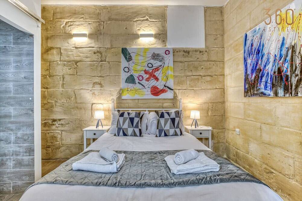 Ganze Wohnung, Stunning Studio with private terrace in Bormla in Cospicua, Insel Malta