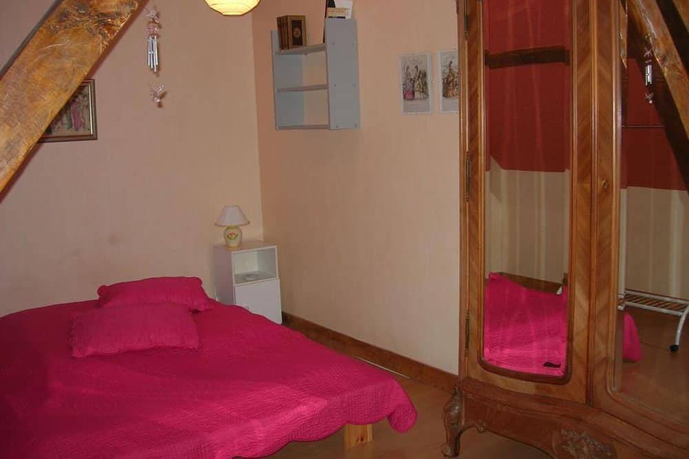 Maison rénovée en Sologne avec grand jardin, 3 chambres, proche Chambord et Zoo de Beauval in Neung-sur-Beuvron, Sologne