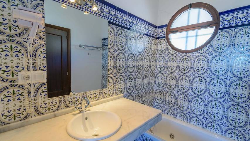 Chalet para 20 personas, con balcón/terraza además de jacuzzi y piscina en Sierra de Cádiz - 3