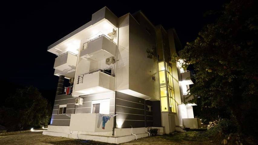 Hôtel pour 4 personnes, avec vue et jardin, adapté aux familles dans Borsh