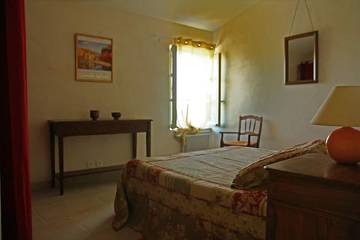 Holiday Rental for 8 People in Vaison-la-Romaine, Parc naturel régional du Mont-Ventoux, Photo 2