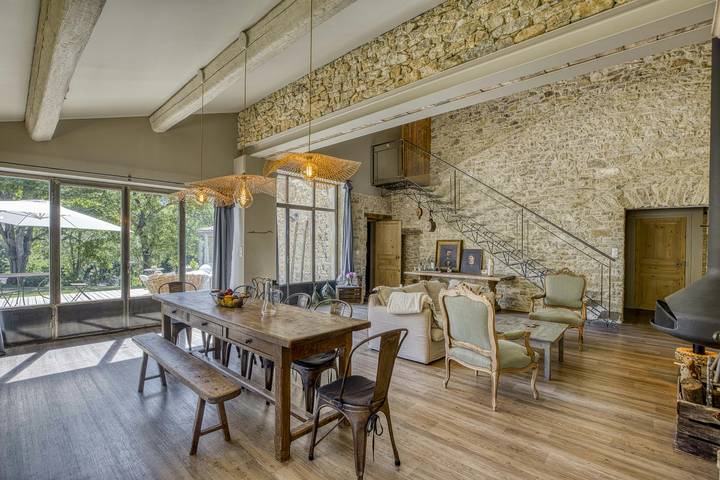 Location de vacances pour 10 personnes, avec terrasse, animaux acceptés à La Bégude-de-Mazenc - 4