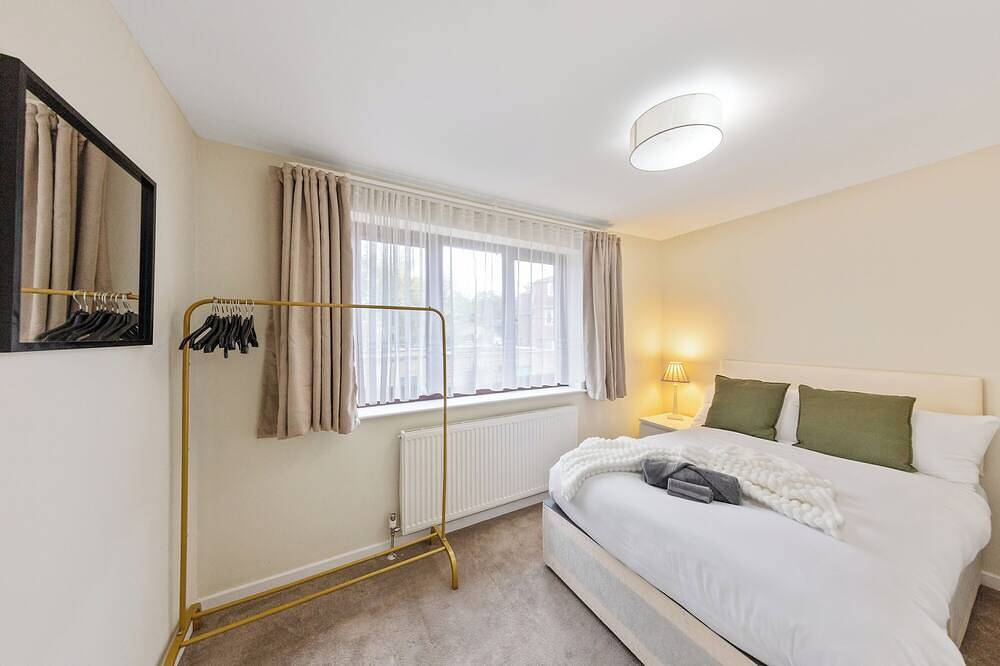 Flexible 2-Bed in Belvedere | Garden & Free Parking | Near Elizabeth Line in Bexley, Londres