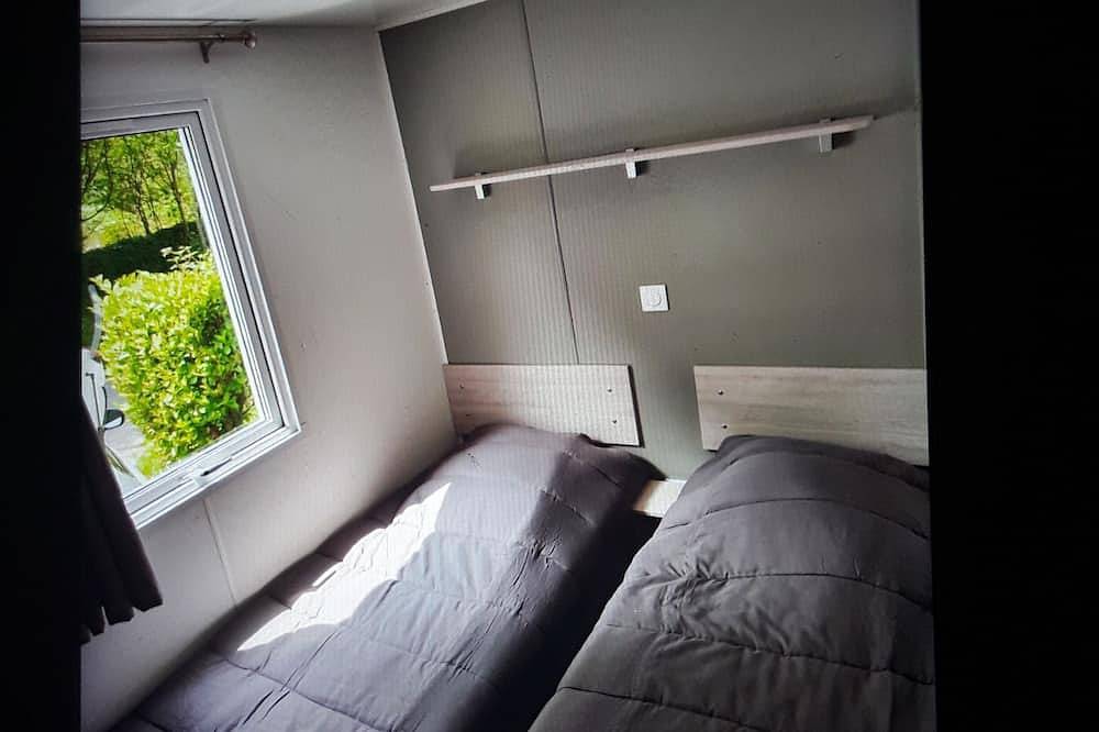 Mobil-home 4 Personnes Camping 4 Étoiles Piscine in Laruns, Béarn