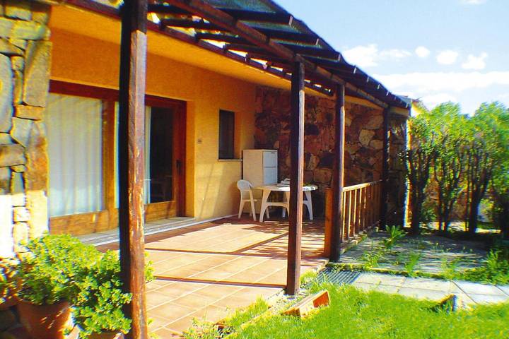 Gîte pour 6 personnes, avec terrasse à Porto Pollo - 4