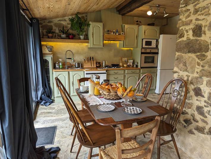 Chambre d’hôte pour 6 personnes, avec jardin en Charente - 3