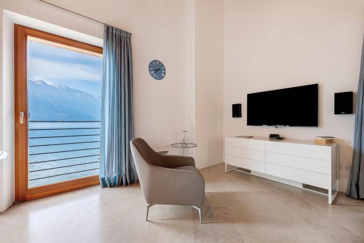 Gîte pour 2 personnes, avec sauna ainsi que jardin et jacuzzi à Limone sul Garda - 2
