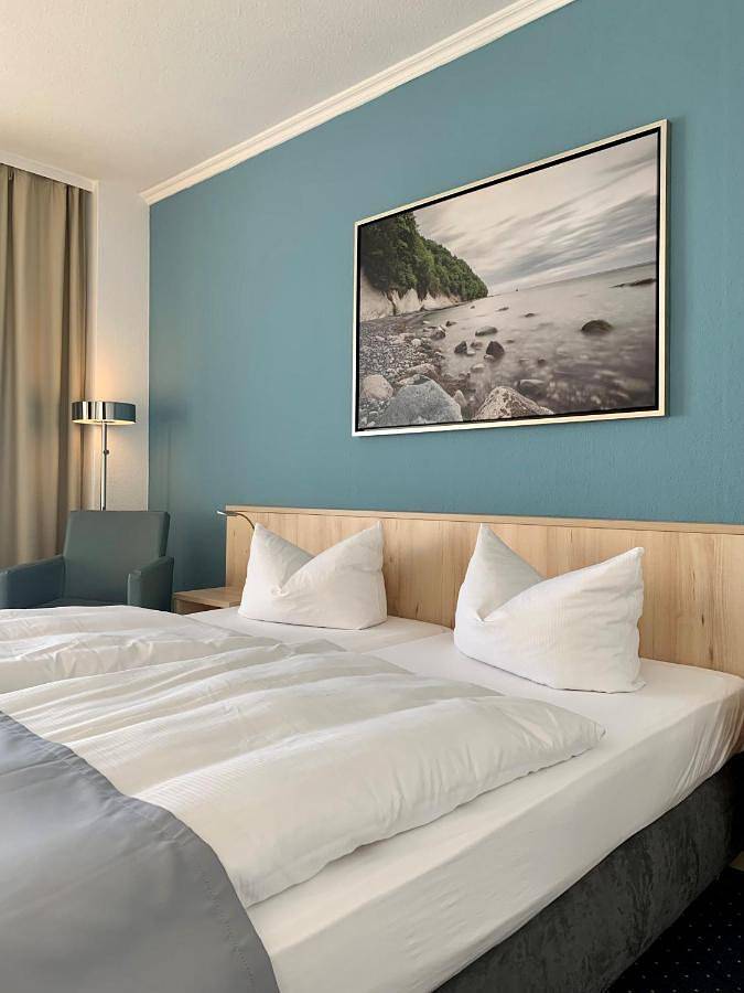 Camping für 2 Personen, mit Pool und Sauna sowie Ausblick und Garten auf Rügen - 4